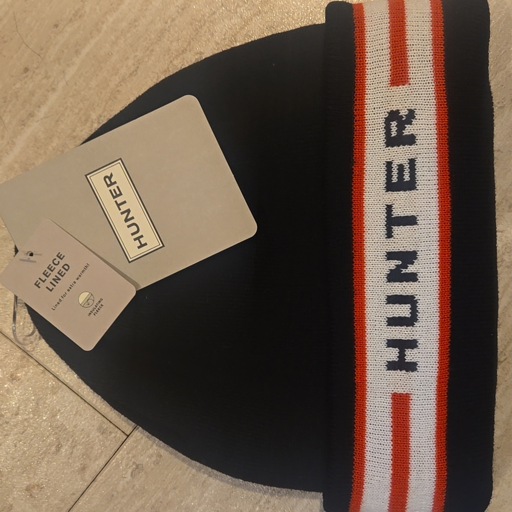 New Hunter Black Unisex Fleece Lined Beanie